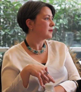 Yasemin Güler - Portre